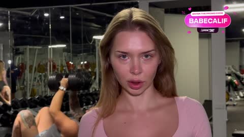 Torn Leggings and Asshole of Shameless Bitch During Workout. Rough Public Ana...